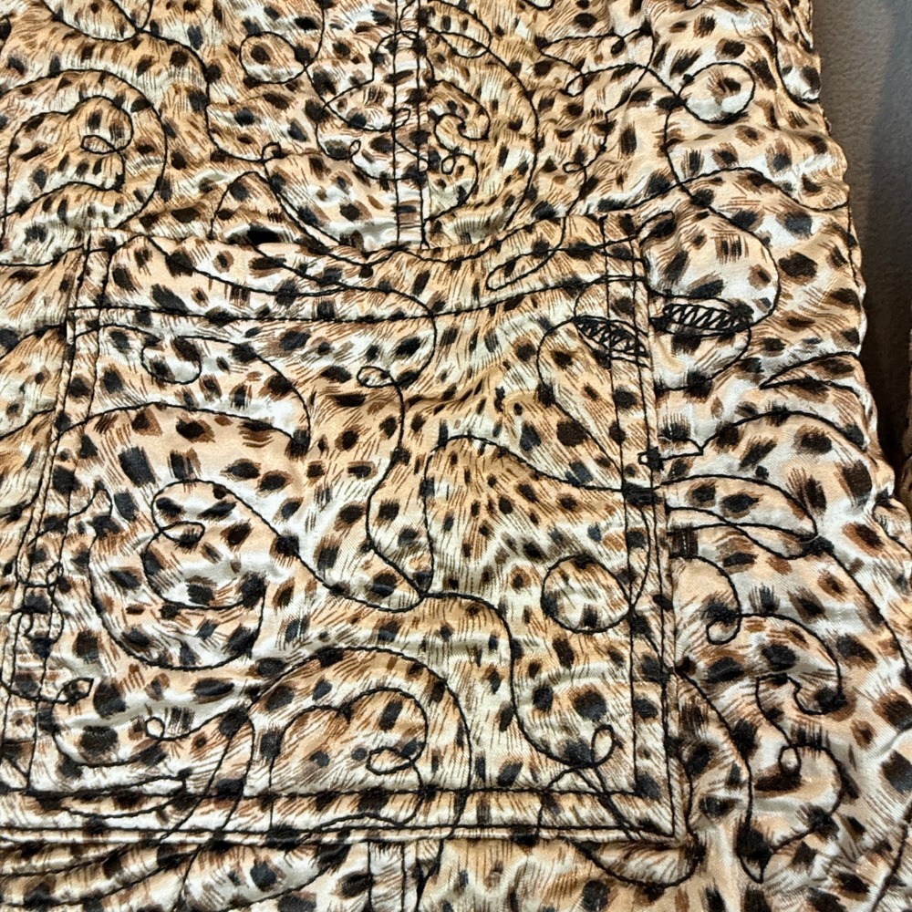 Chico's Reversible Quilted Jacket Women Size 2 Gold Leopard Gray Full Zip Mock - Picture 9 of 16